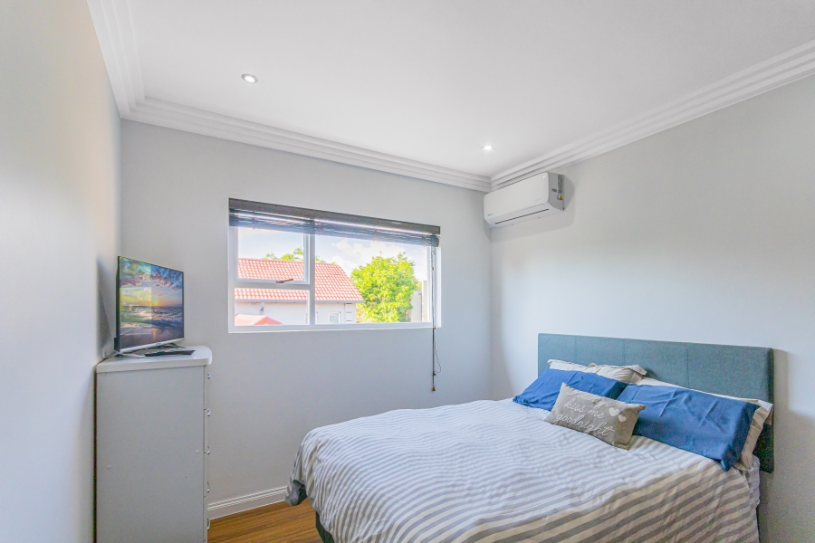 To Let 3 Bedroom Property for Rent in Beverley Gauteng