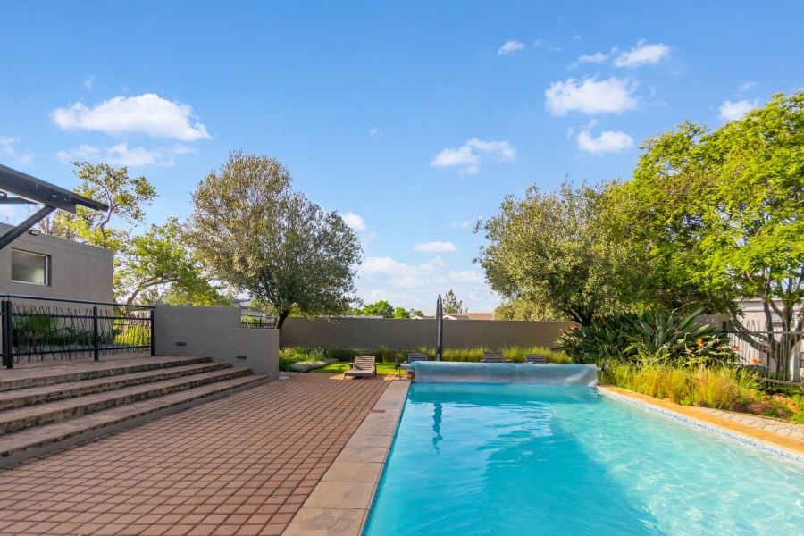To Let 3 Bedroom Property for Rent in Beverley Gauteng