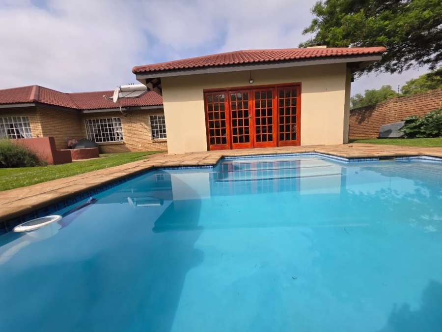 3 Bedroom Property for Sale in Three Rivers East Gauteng