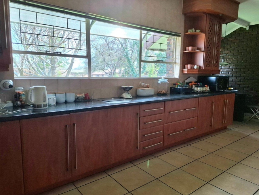 5 Bedroom Property for Sale in Three Rivers East Gauteng