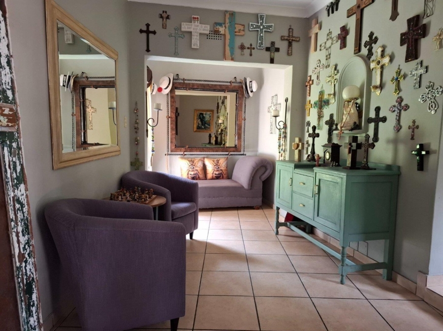 5 Bedroom Property for Sale in Three Rivers East Gauteng