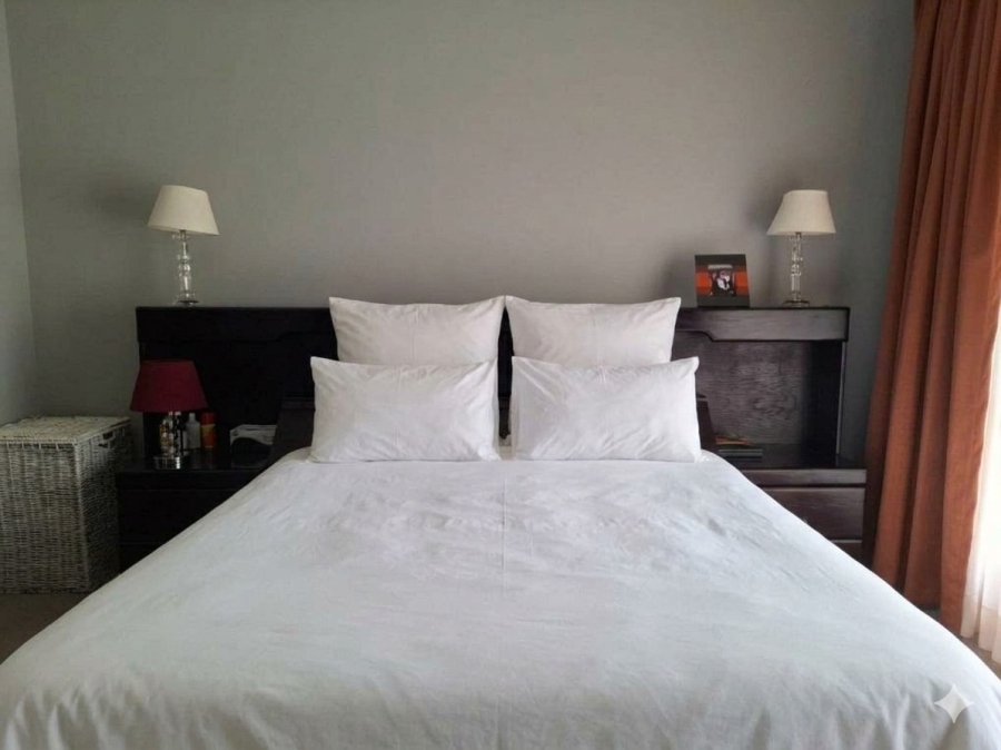 5 Bedroom Property for Sale in Three Rivers East Gauteng