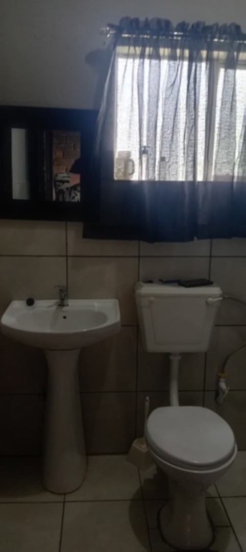 5 Bedroom Property for Sale in Three Rivers East Gauteng