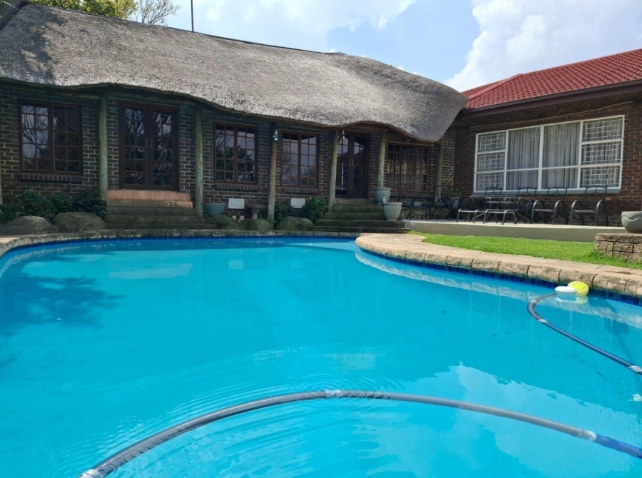 5 Bedroom Property for Sale in Three Rivers East Gauteng