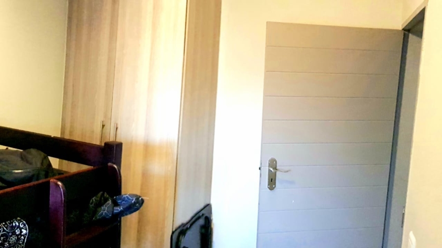 2 Bedroom Property for Sale in Moregloed Gauteng