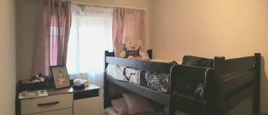2 Bedroom Property for Sale in Moregloed Gauteng