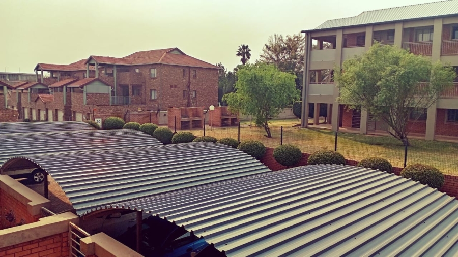 2 Bedroom Property for Sale in Moregloed Gauteng
