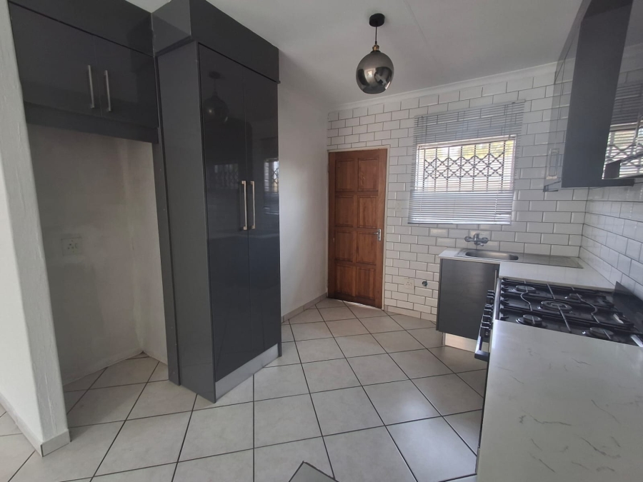 To Let 2 Bedroom Property for Rent in Lambton Gauteng