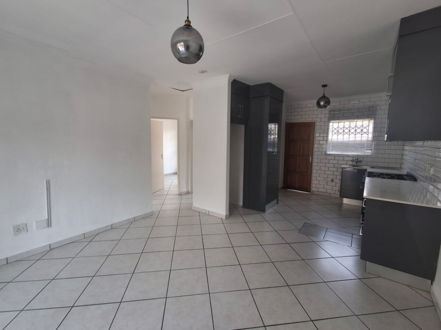To Let 2 Bedroom Property for Rent in Lambton Gauteng