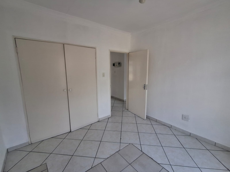 To Let 2 Bedroom Property for Rent in Lambton Gauteng