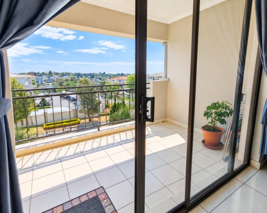 2 Bedroom Property for Sale in Noordwyk Gauteng