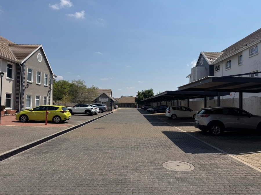 1 Bedroom Property for Sale in Lyttelton Manor Gauteng