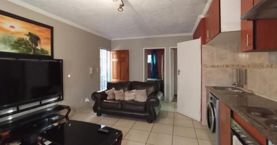 2 Bedroom Property for Sale in Gezina Gauteng