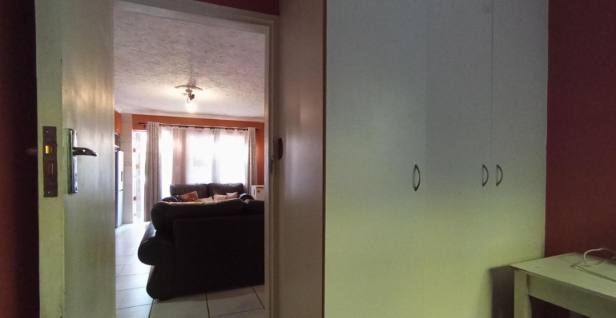 2 Bedroom Property for Sale in Gezina Gauteng