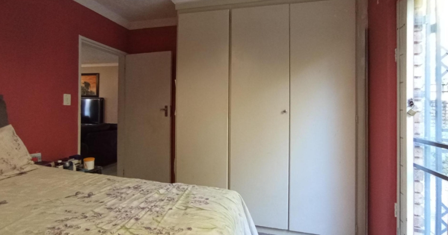 2 Bedroom Property for Sale in Gezina Gauteng
