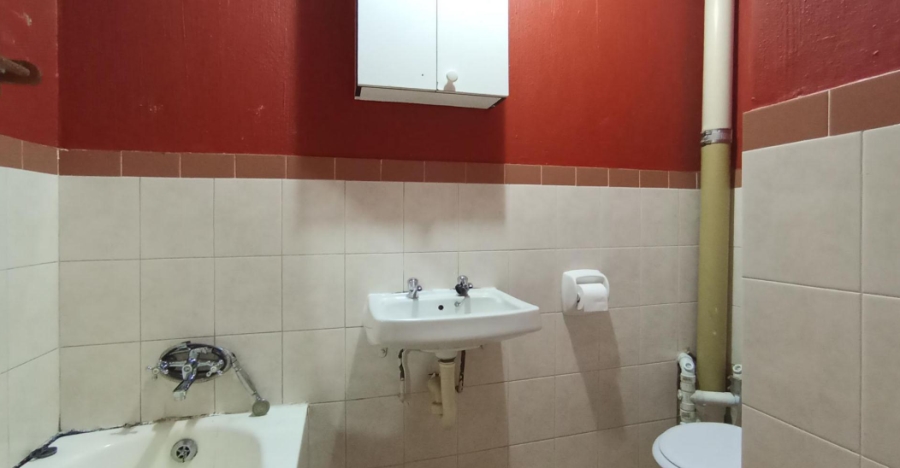 2 Bedroom Property for Sale in Gezina Gauteng
