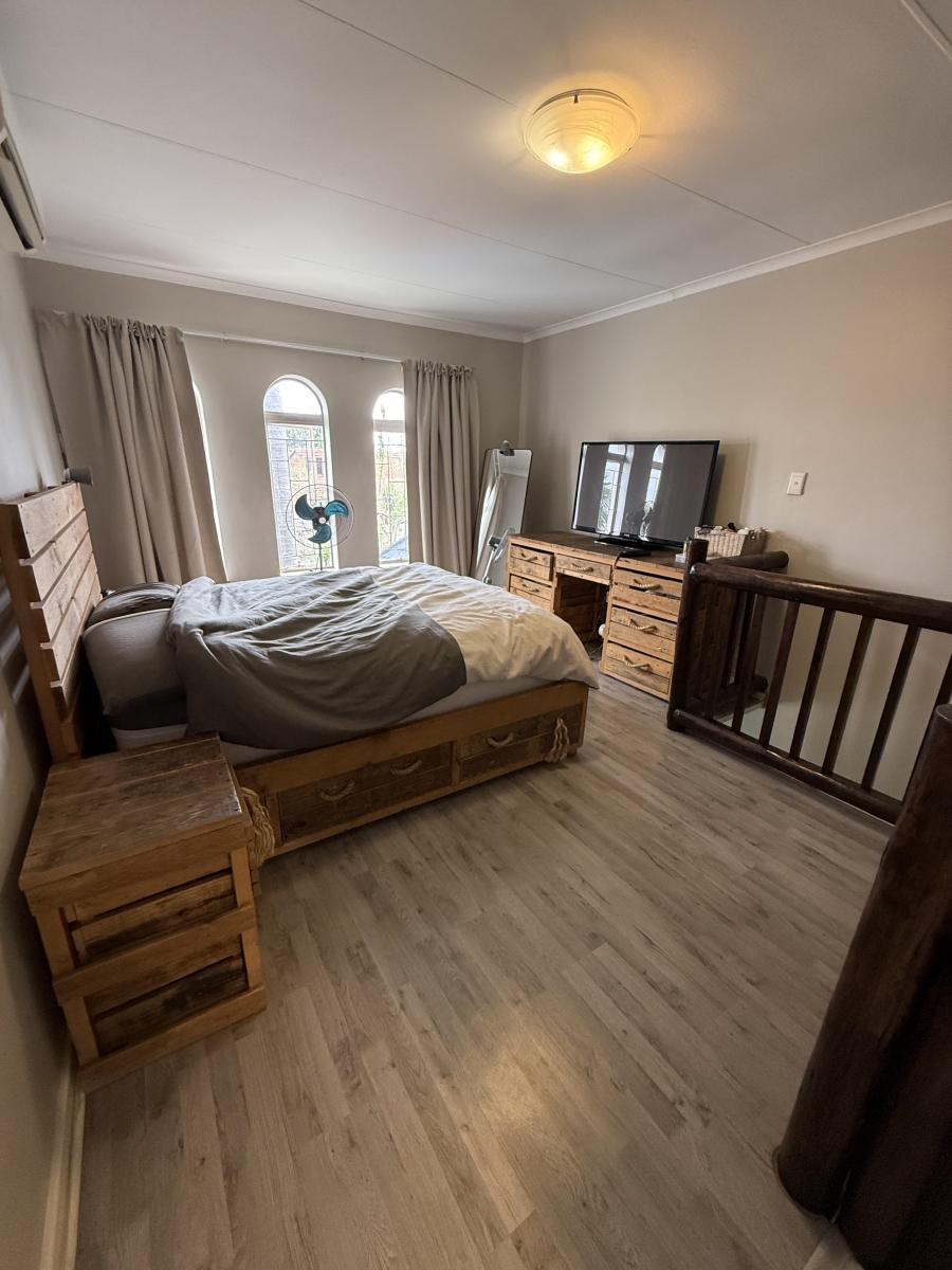 To Let 3 Bedroom Property for Rent in Garsfontein Gauteng