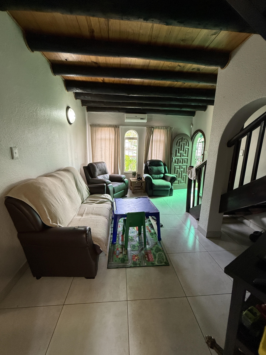 To Let 3 Bedroom Property for Rent in Garsfontein Gauteng
