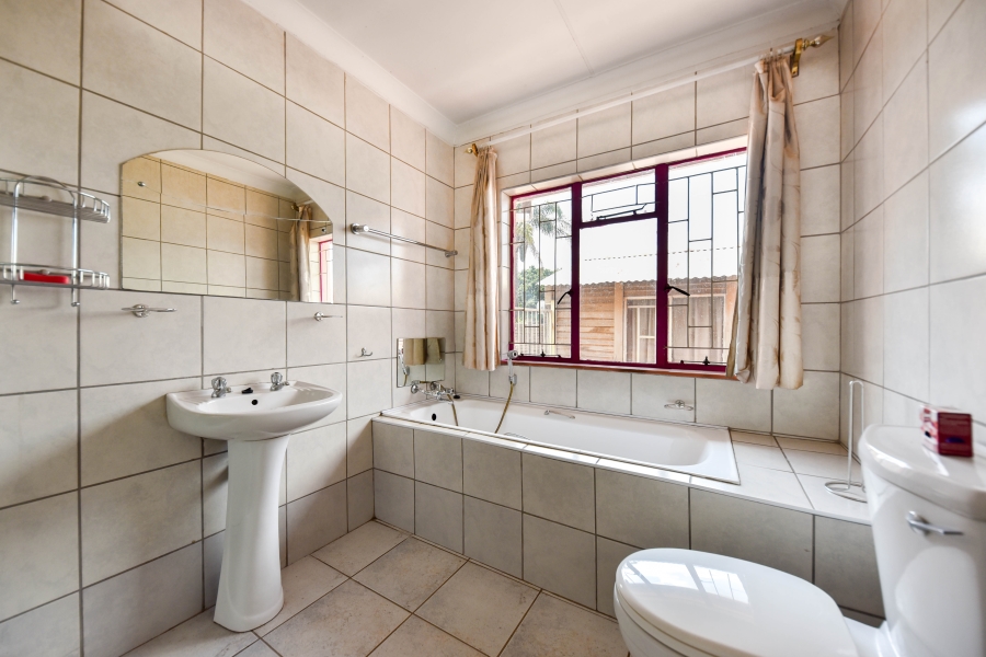 2 Bedroom Property for Sale in Jan Niemand Park Gauteng