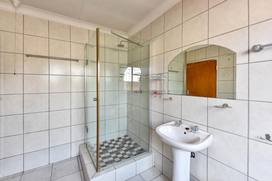 2 Bedroom Property for Sale in Jan Niemand Park Gauteng