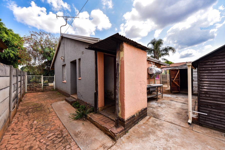2 Bedroom Property for Sale in Jan Niemand Park Gauteng