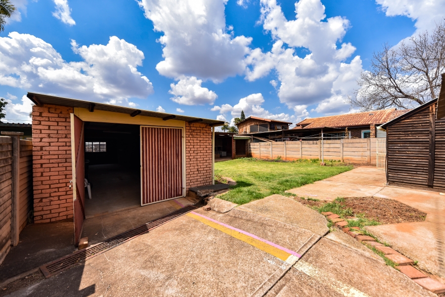 2 Bedroom Property for Sale in Jan Niemand Park Gauteng