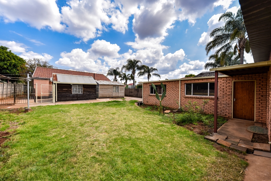 2 Bedroom Property for Sale in Jan Niemand Park Gauteng