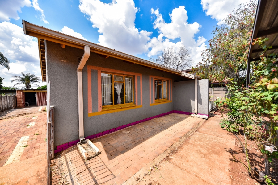 2 Bedroom Property for Sale in Jan Niemand Park Gauteng
