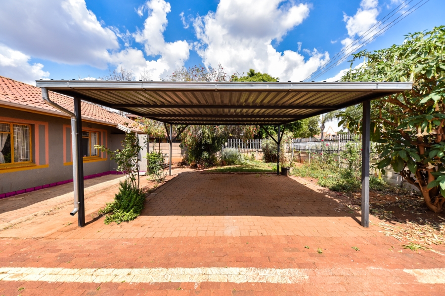 2 Bedroom Property for Sale in Jan Niemand Park Gauteng