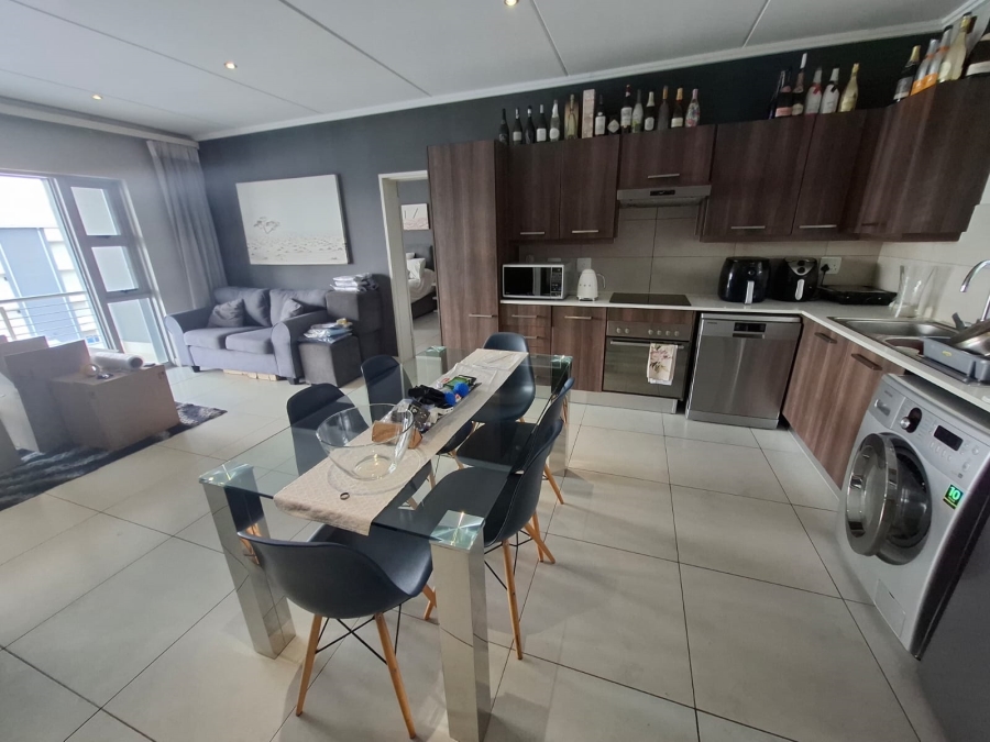 To Let 2 Bedroom Property for Rent in Atholl Gauteng