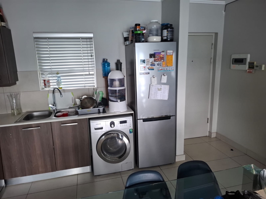 To Let 2 Bedroom Property for Rent in Atholl Gauteng