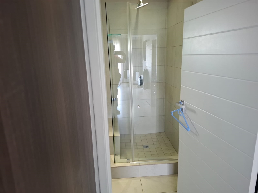 To Let 2 Bedroom Property for Rent in Atholl Gauteng