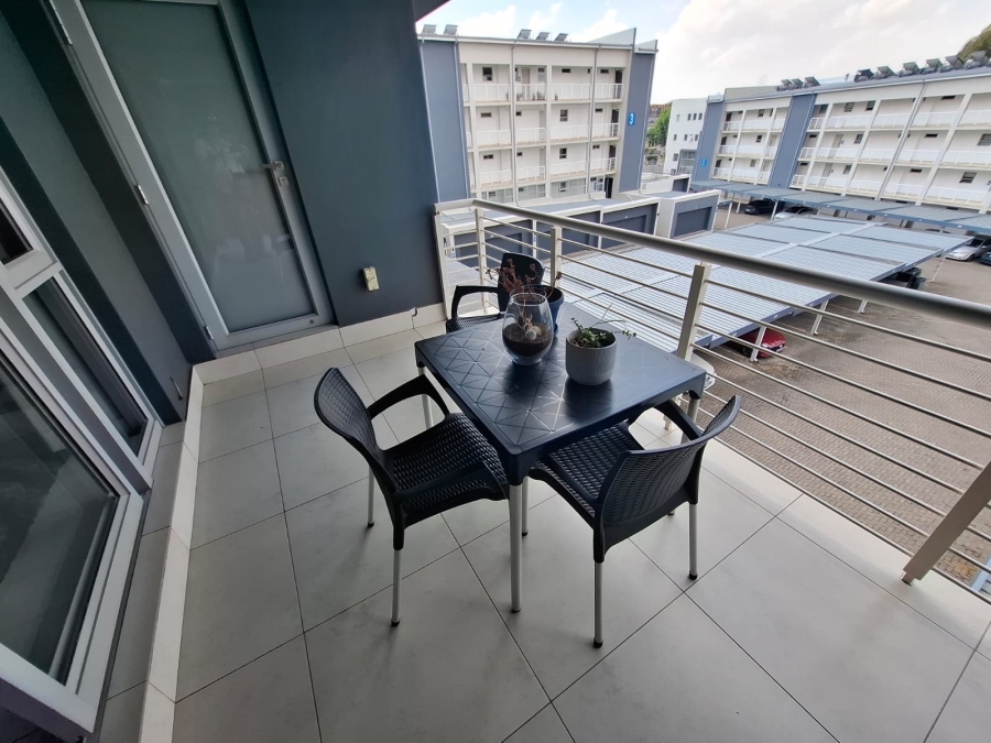 To Let 2 Bedroom Property for Rent in Atholl Gauteng