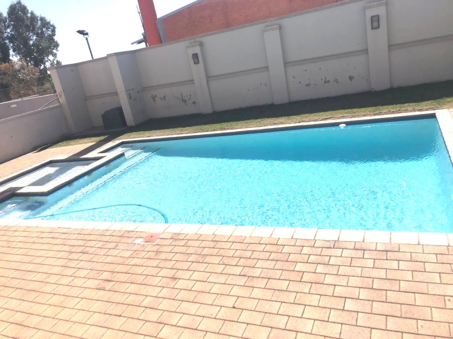 2 Bedroom Property for Sale in Ferndale Gauteng