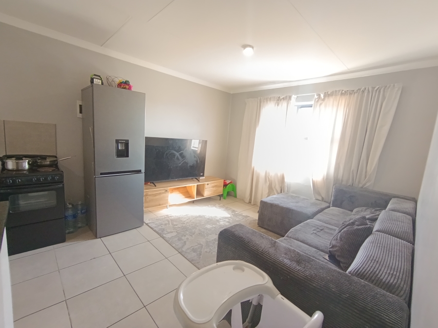 To Let 2 Bedroom Property for Rent in Fourways Gauteng