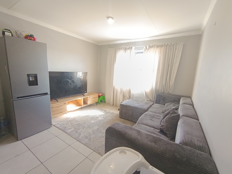 To Let 2 Bedroom Property for Rent in Fourways Gauteng