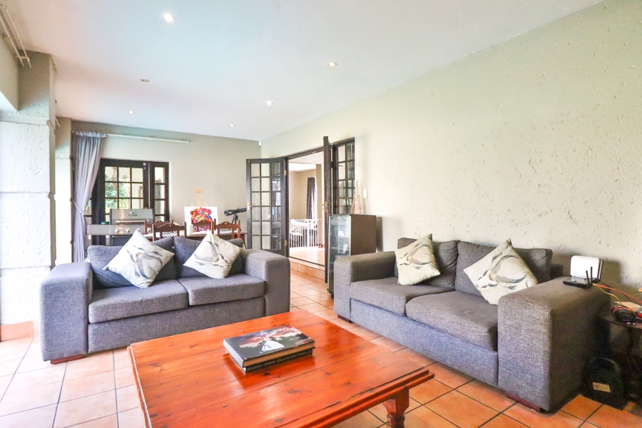 4 Bedroom Property for Sale in Eldoraigne Gauteng