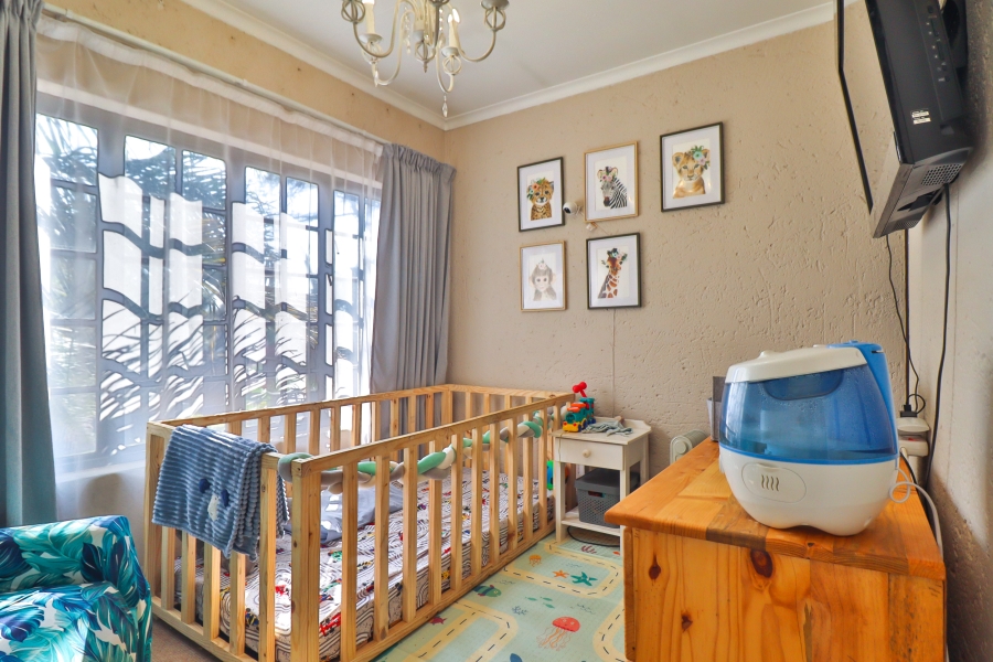 4 Bedroom Property for Sale in Eldoraigne Gauteng