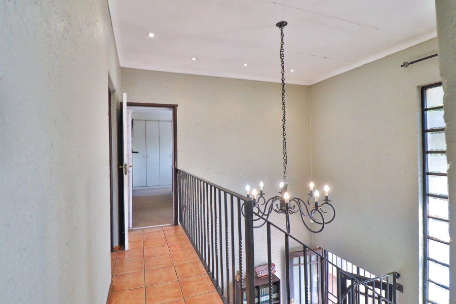 4 Bedroom Property for Sale in Eldoraigne Gauteng
