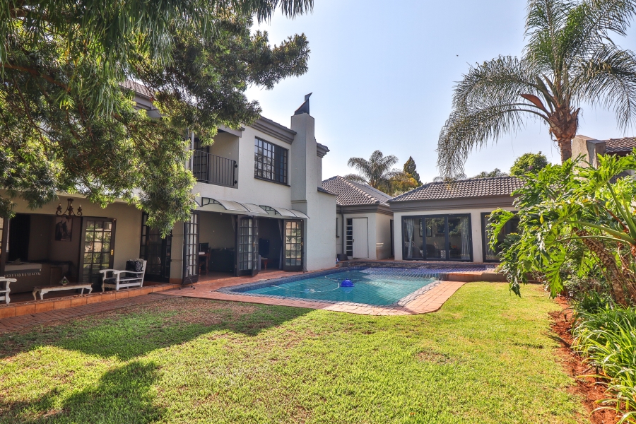 4 Bedroom Property for Sale in Eldoraigne Gauteng