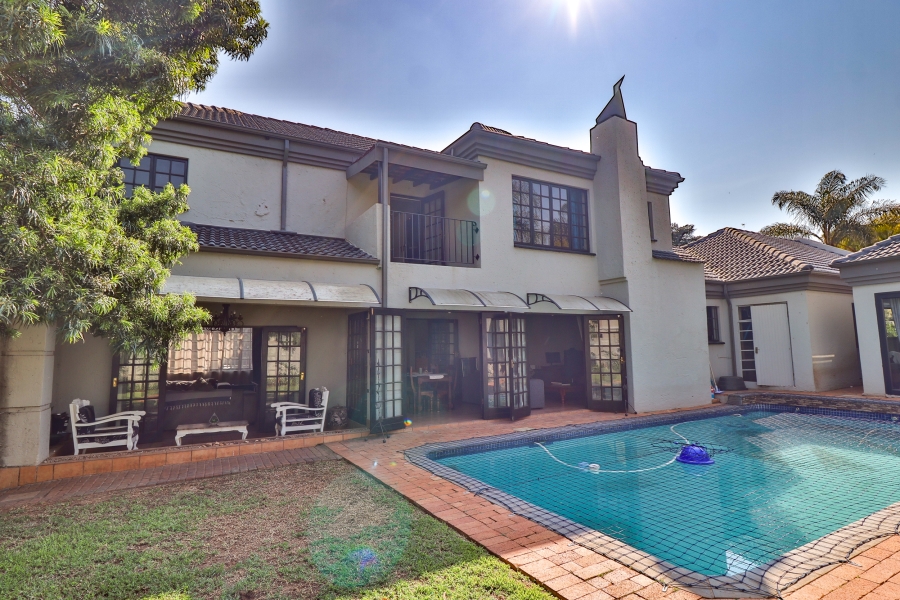 4 Bedroom Property for Sale in Eldoraigne Gauteng