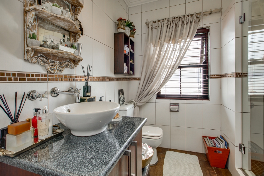 4 Bedroom Property for Sale in Fourways Gauteng