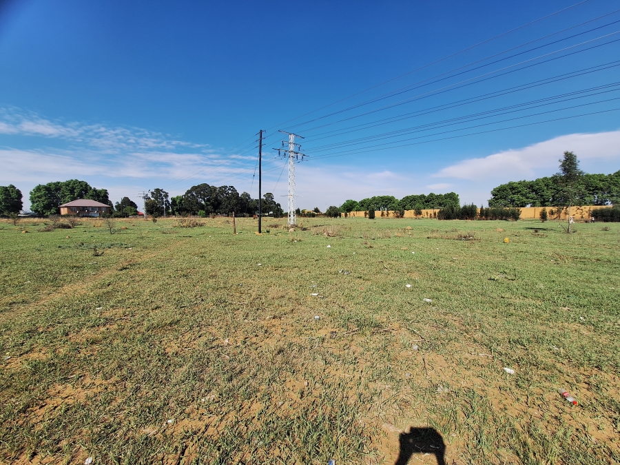 0 Bedroom Property for Sale in West Village Gauteng