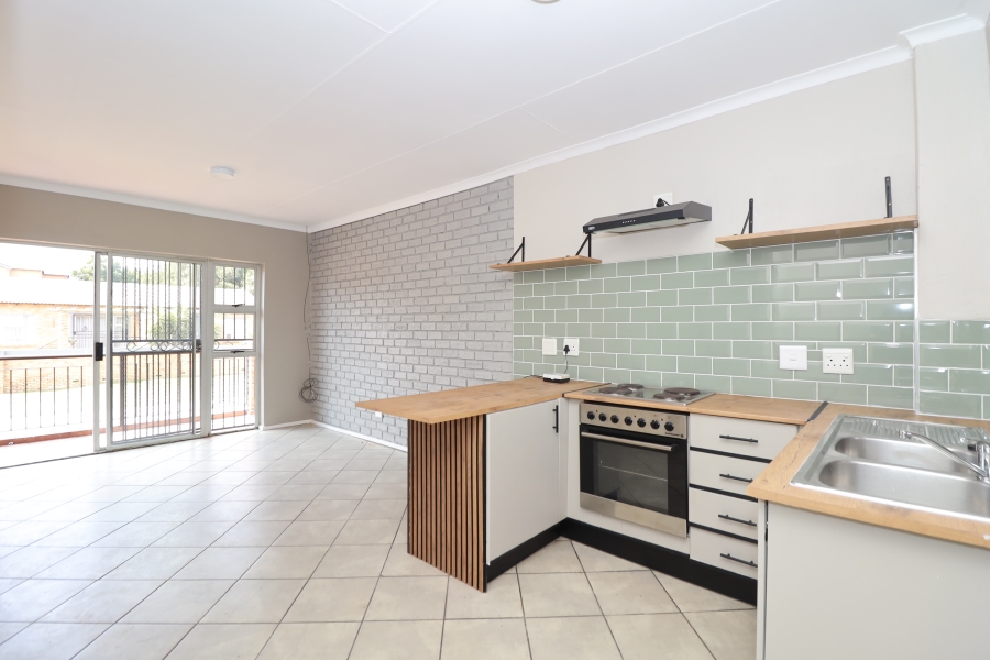 2 Bedroom Property for Sale in Honeypark Gauteng