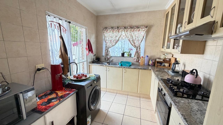 3 Bedroom Property for Sale in Brackenhurst Gauteng