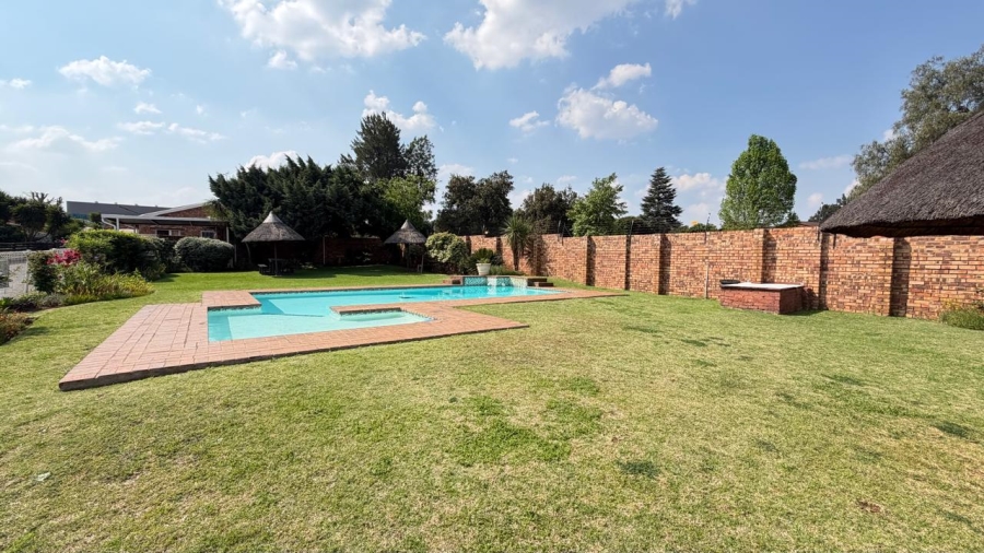 3 Bedroom Property for Sale in Brackenhurst Gauteng