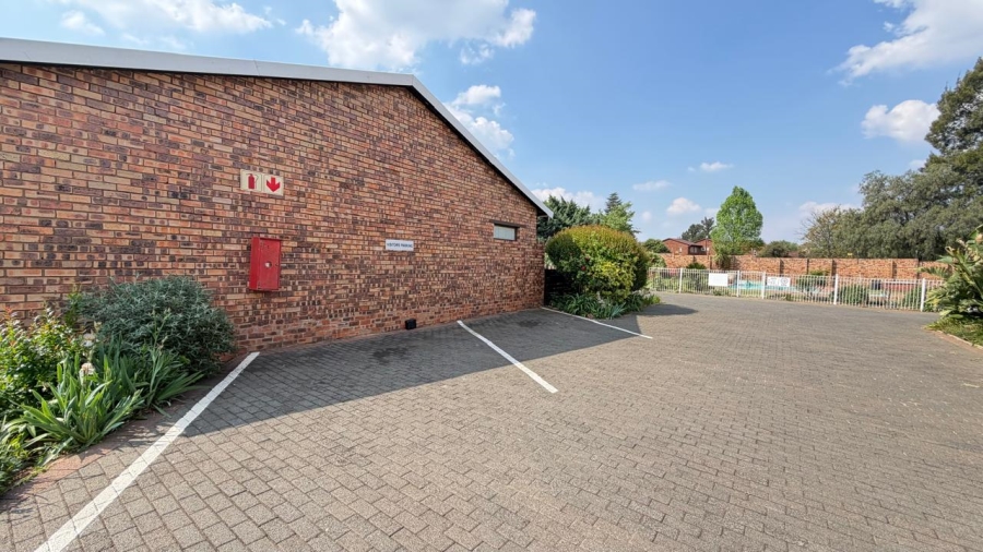 3 Bedroom Property for Sale in Brackenhurst Gauteng