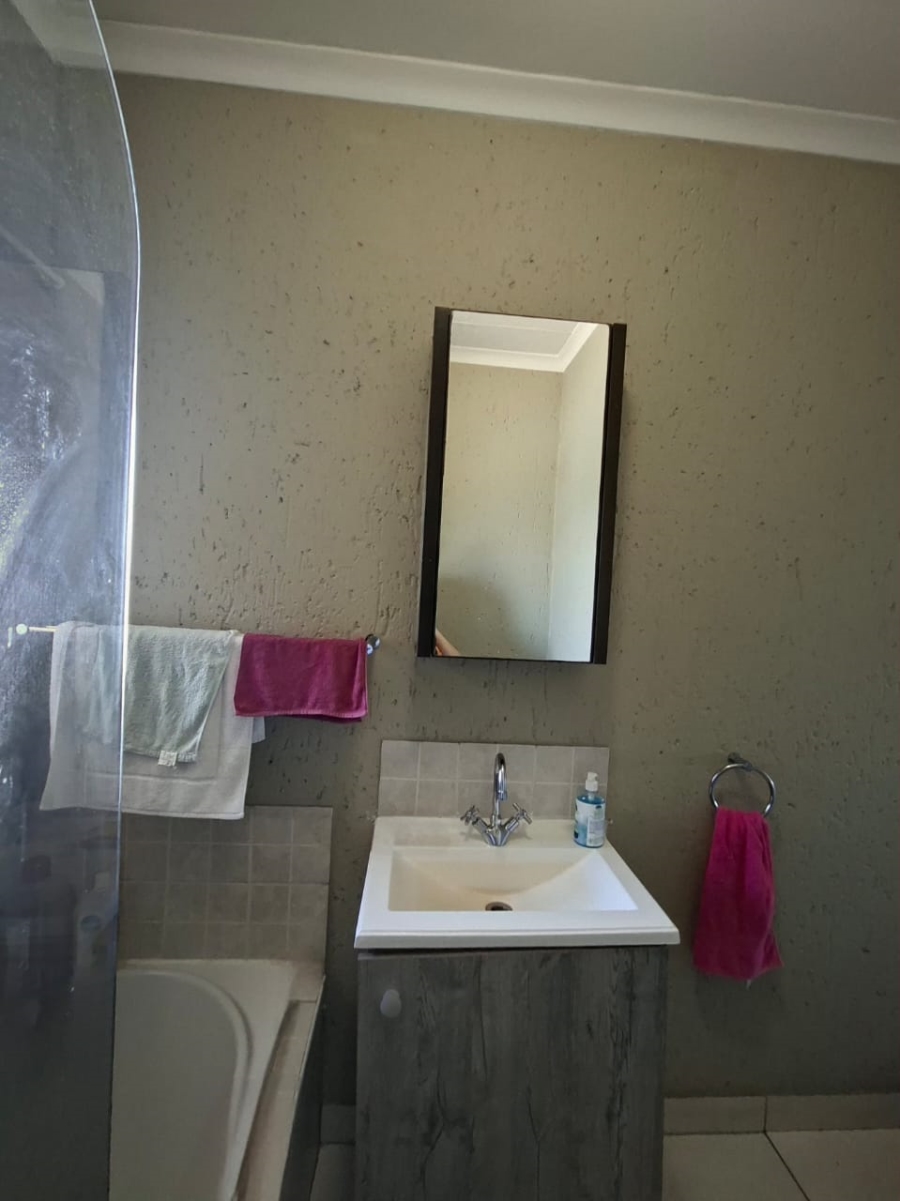 1 Bedroom Property for Sale in Ferndale Gauteng