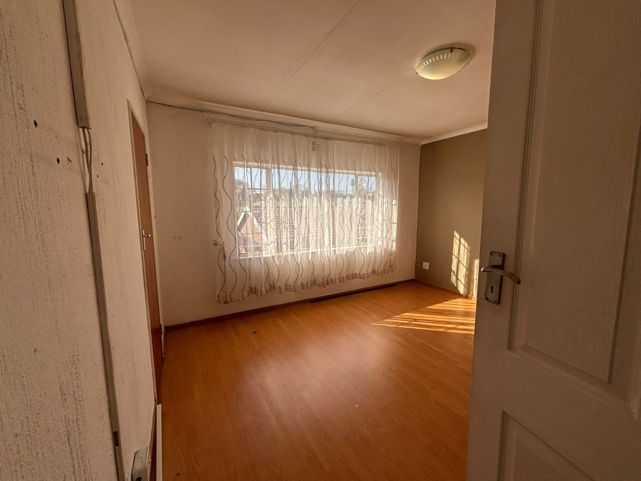 To Let 2 Bedroom Property for Rent in Florida Gauteng