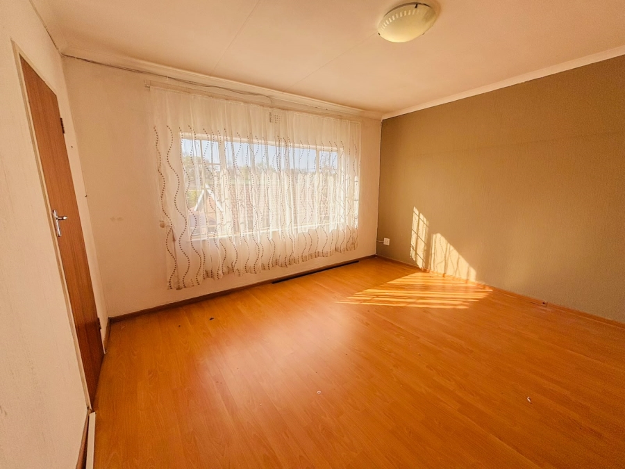To Let 2 Bedroom Property for Rent in Florida Gauteng